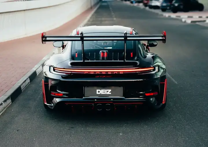 Top 5 Places to Drive Your Bugatti Around Dubai