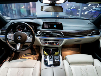 BMW 730Li