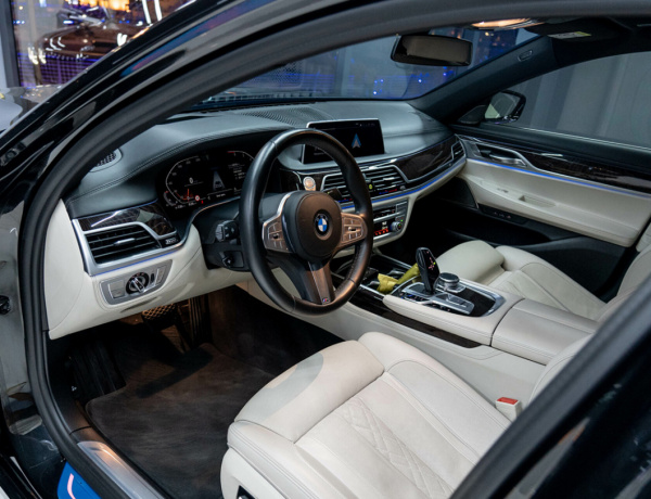 BMW 730Li