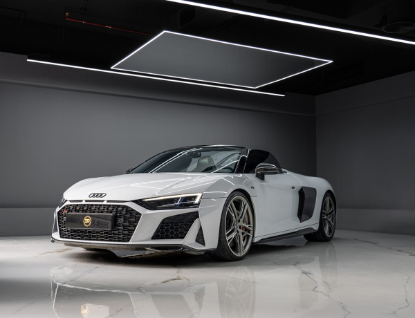 Audi R8 V10
