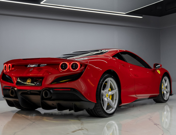 Ferrari F8 Tributo